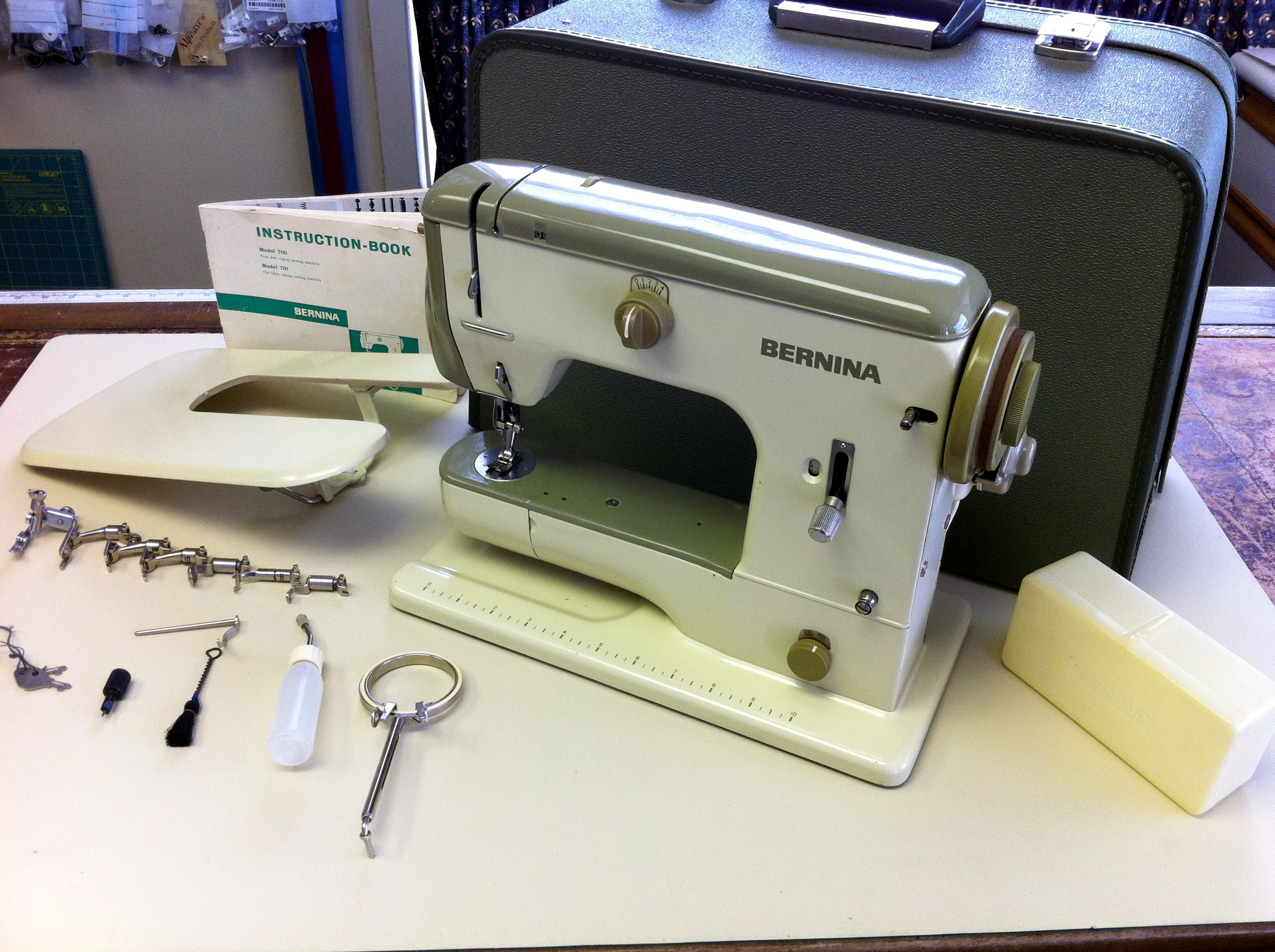 Bernina 165